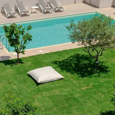 Mangie Hersonissos (Crete)